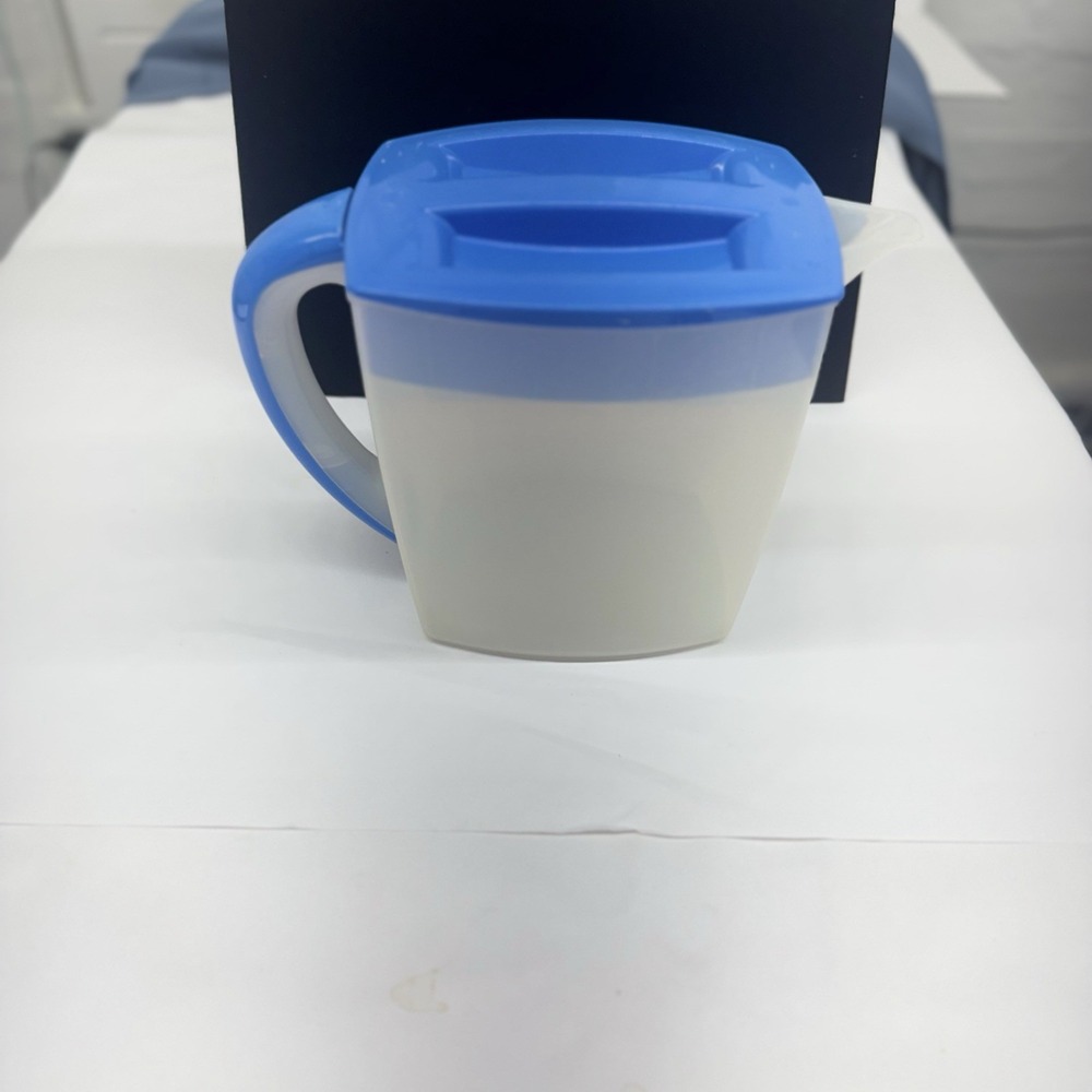 Mr Coffee Iced Tea Maker 3 Quart Replacement BLUE Rectangular Pitcher Only TM75 - Picture 3 of 6